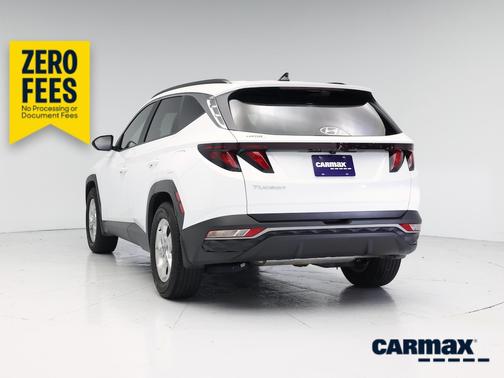 White 2024 Hyundai TUCSON SEL