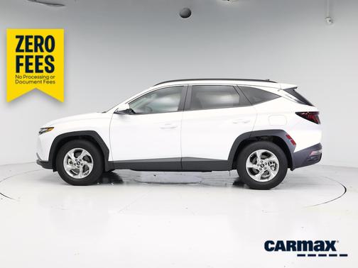 White 2024 Hyundai TUCSON SEL