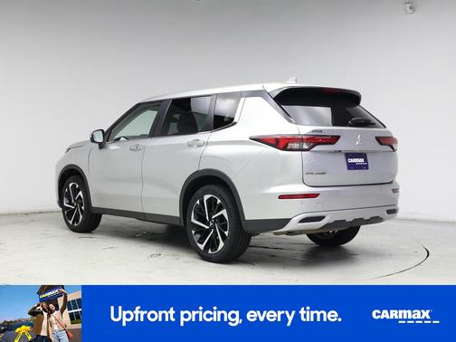 2022 Mitsubishi Outlander SE