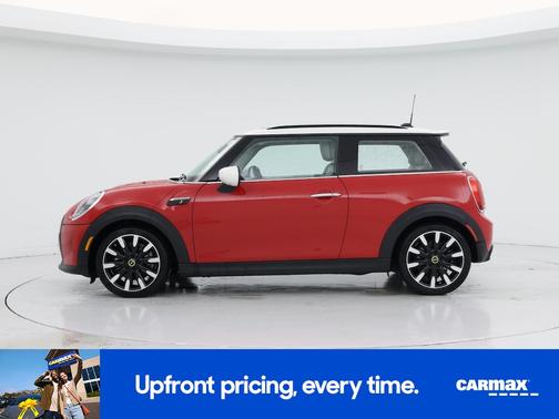 Red 2023 MINI SE Hardtop SE