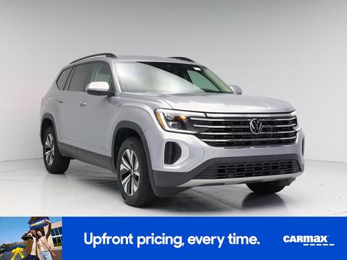 Silver 2024 Volkswagen Atlas SE