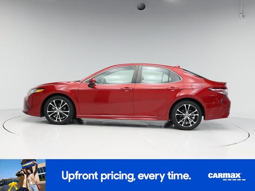 Red 2020 Toyota Camry SE