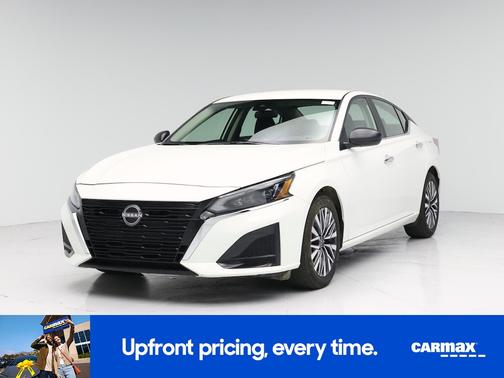 White 2025 Nissan Altima S
