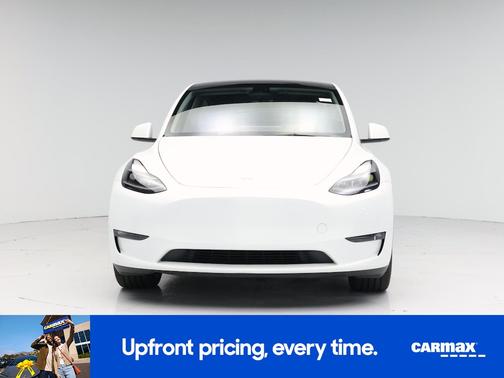 White 2023 Tesla Model Y Long Range