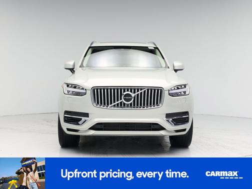 Black 2020 Volvo XC60 T6 Momentum