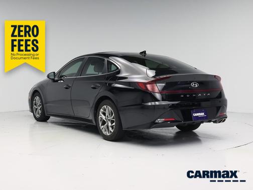 Black 2022 Hyundai SONATA SEL