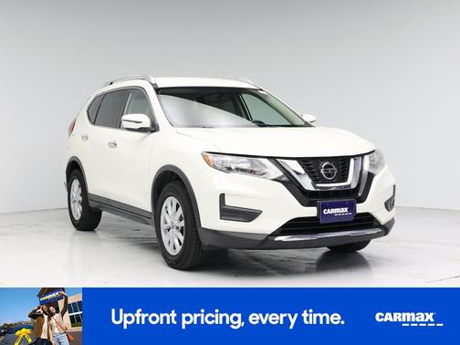 White 2018 Nissan Rogue SV