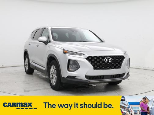 2019 Hyundai SANTA FE SE