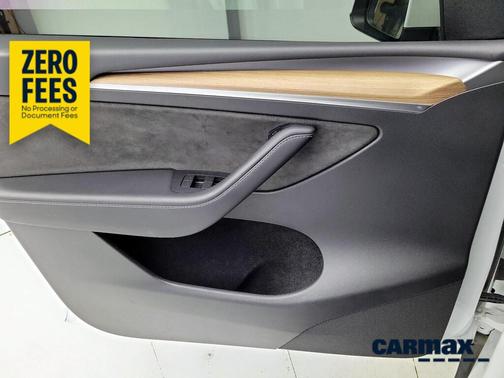 White 2023 Tesla Model Y Performance