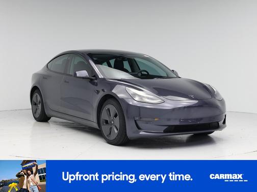 Gray 2022 Tesla Model 3 Long Range
