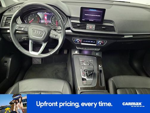 White 2019 Audi Q5 Premium