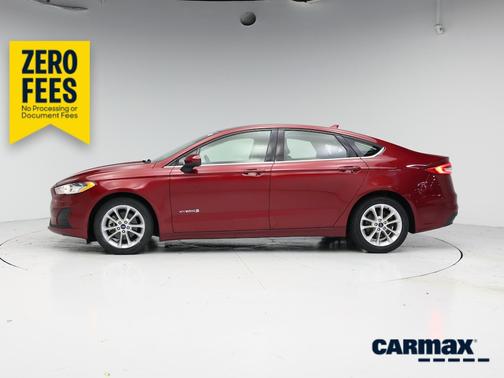 Red 2019 Ford Fusion Hybrid SE