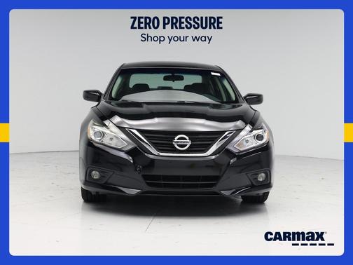 Black 2018 Nissan Altima SR