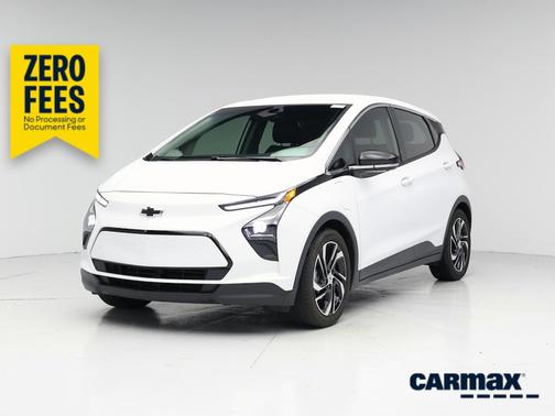 White 2022 Chevrolet Bolt EV 2LT