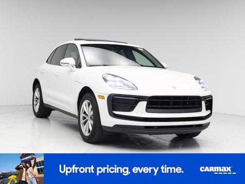White 2022 Porsche Macan
