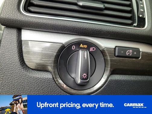 2017 Volkswagen Passat SE