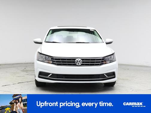 2017 Volkswagen Passat SE