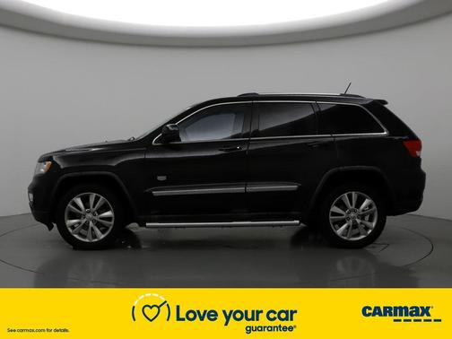 Photo 3 of 22 of 2011 Jeep Grand Cherokee Laredo