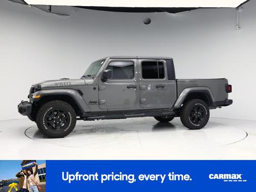 Gray 2021 Jeep Gladiator Willy's
