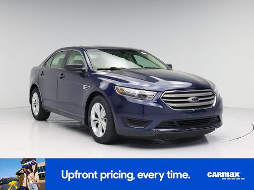 Blue 2017 Ford Taurus SE