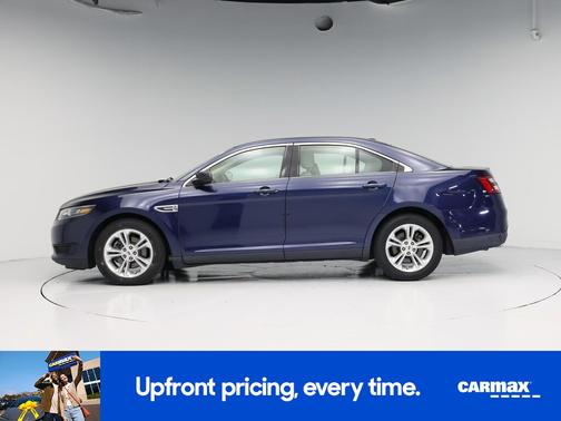 Blue 2017 Ford Taurus SE