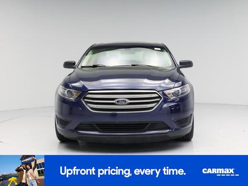 Blue 2017 Ford Taurus SE