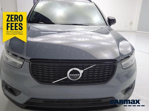 Blue 2022 Volvo XC40 T5 R-Design