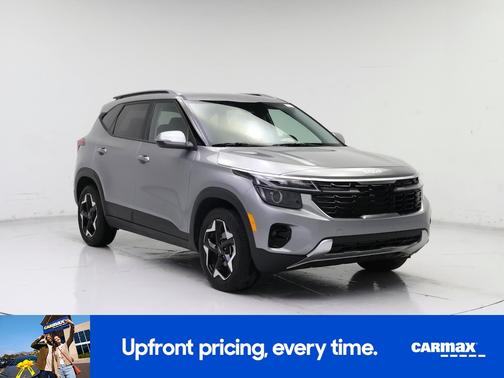Gray 2025 Kia Seltos S