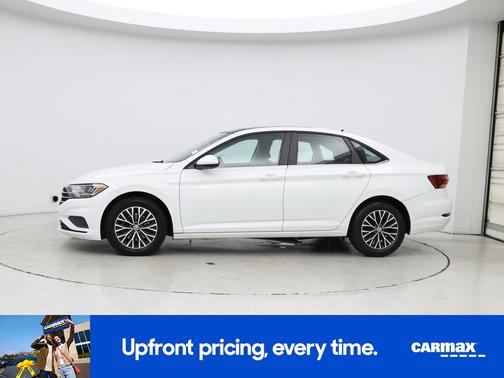 White 2019 Volkswagen Jetta SE