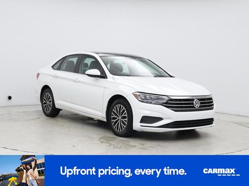 White 2019 Volkswagen Jetta SE