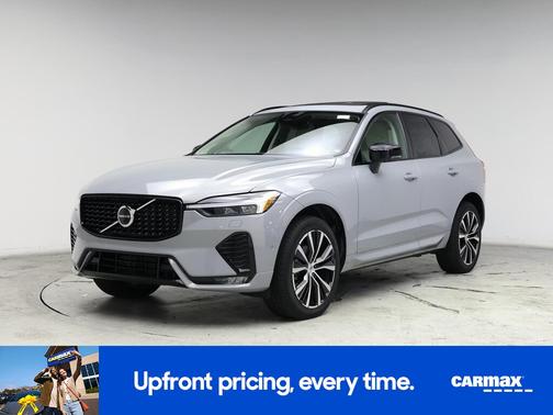 2024 Volvo XC60 B5 Plus Dark Theme