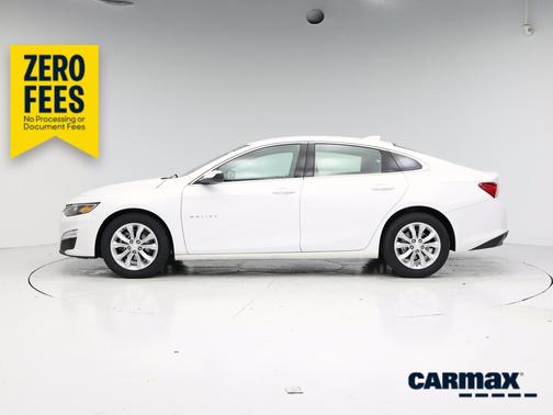 White 2023 Chevrolet Malibu 1LT