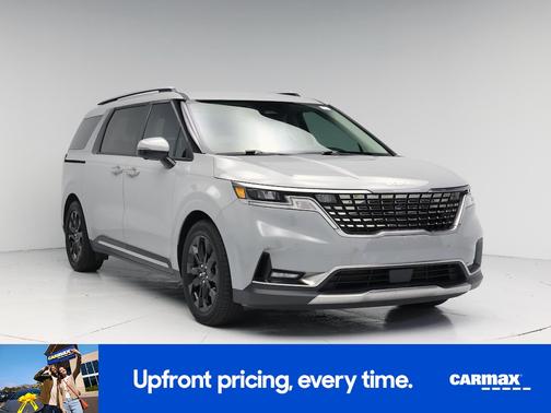 Gray 2024 Kia Carnival SX