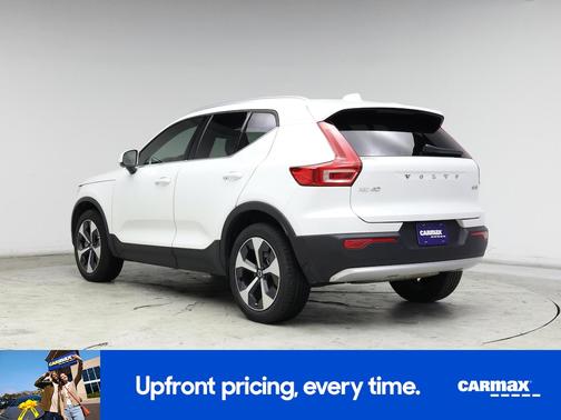 2024 Volvo XC40 B5 Plus Bright Theme