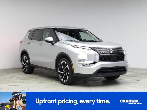 2022 Mitsubishi Outlander ES
