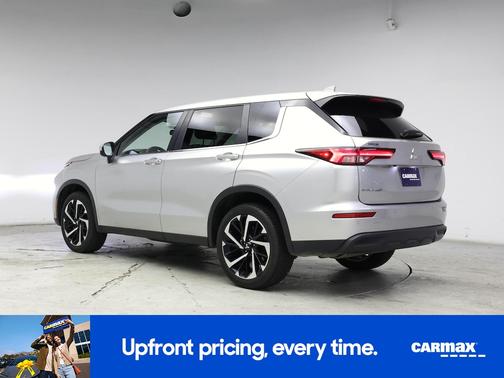 2022 Mitsubishi Outlander ES