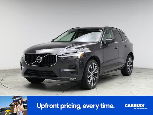 2022 Volvo XC60 B5 Momentum