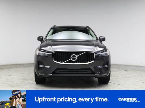 2022 Volvo XC60 B5 Momentum