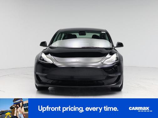 Black 2023 Tesla Model 3