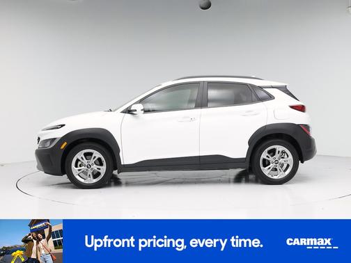 White 2023 Hyundai KONA SEL