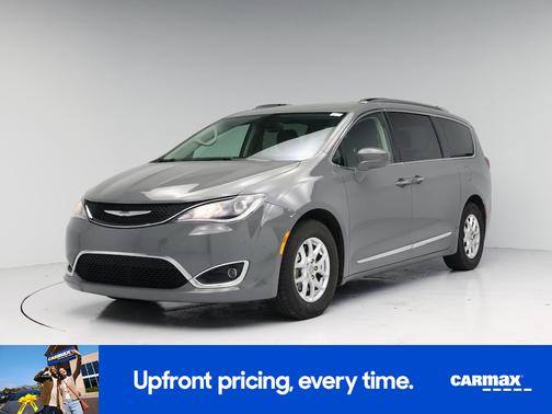 Gray 2020 Chrysler Pacifica Touring L