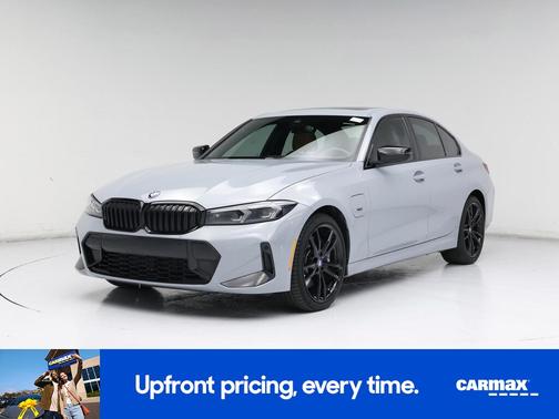 2023 BMW 330e 