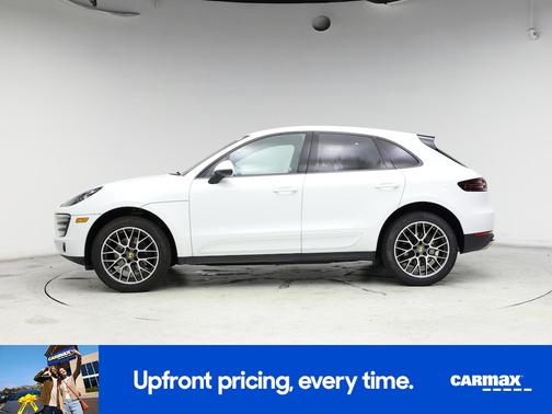 2018 Porsche Macan Base (PDK)