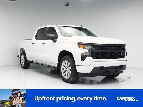 White 2022 Chevrolet Silverado 1500 Custom