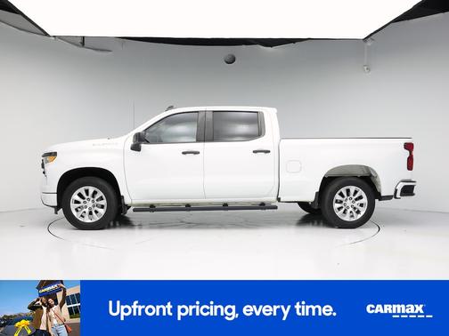 White 2022 Chevrolet Silverado 1500 Custom