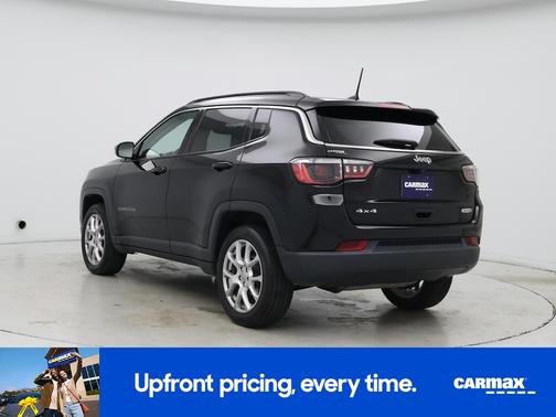 Black 2022 Jeep Compass Latitude Lux