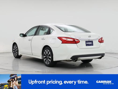 2017 Nissan Altima SV