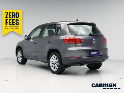 Gray 2017 Volkswagen Tiguan Limited