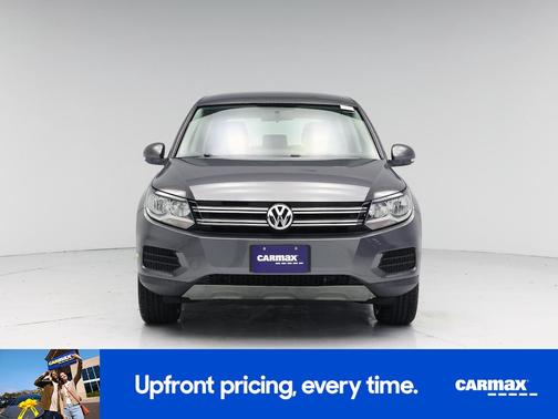Gray 2017 Volkswagen Tiguan Limited