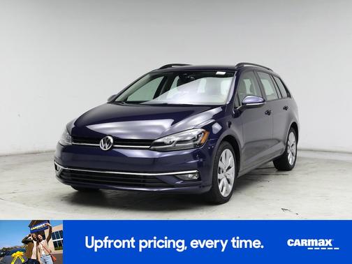 2019 Volkswagen Golf SE